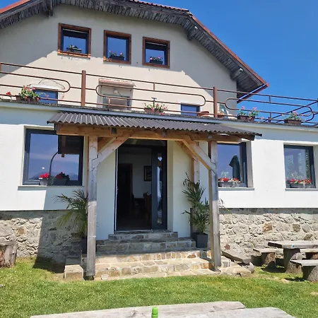 Couette-café Andrejev Dom Na Slemenu *