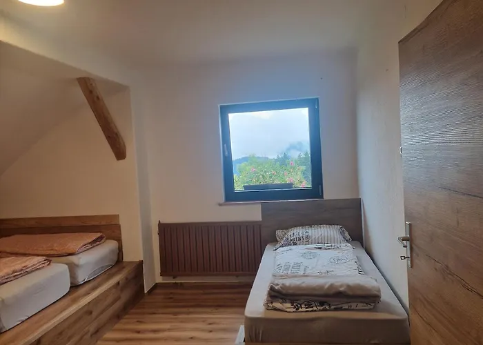 Bed & Breakfast Andrejev Dom Na Slemenu Sostanj